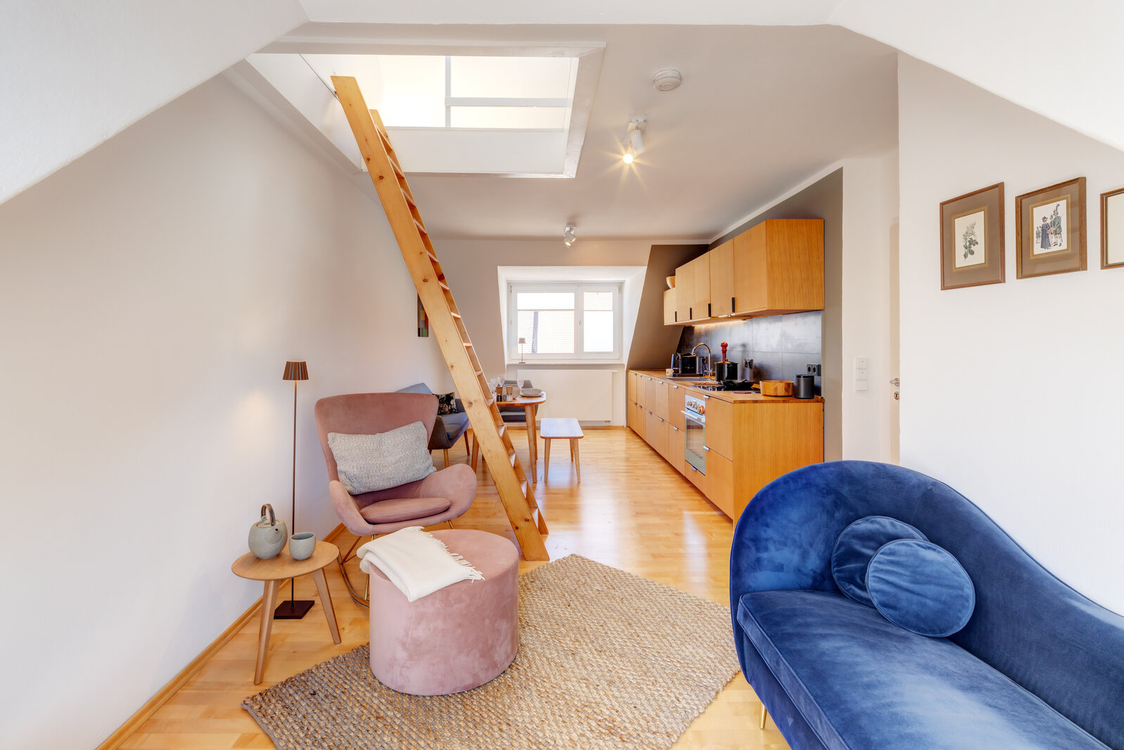 Schöne DG-Wohnung Glockenbachviertel - Photo 1