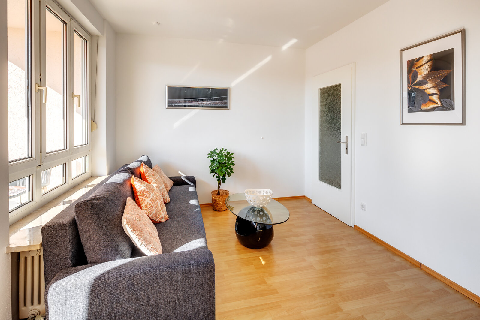 Modern and bright roof-terrace apartment for rent - Photo 3