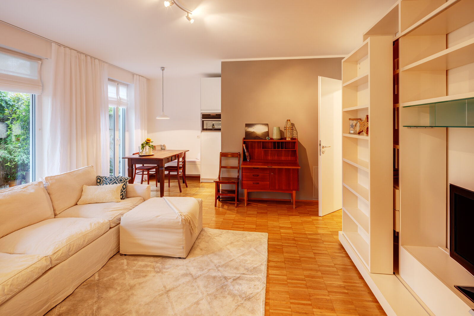 Schöne und gemütliche 2-Zimmer Wohnung für Gartenliebhaber - Foto 3