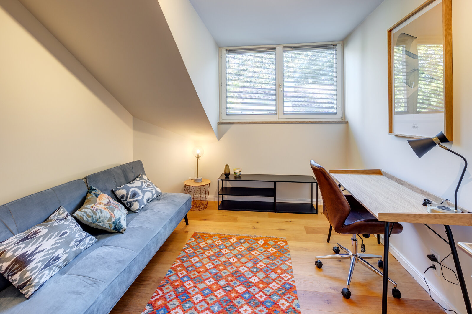 Great roof-terrace apartment in upscale neighborhood - Photo 3