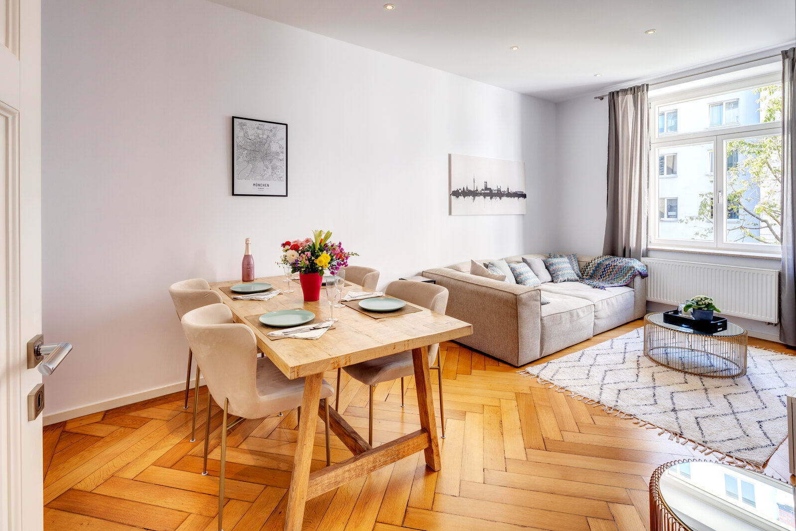Central period apartment in quiet rear building - Foto 2