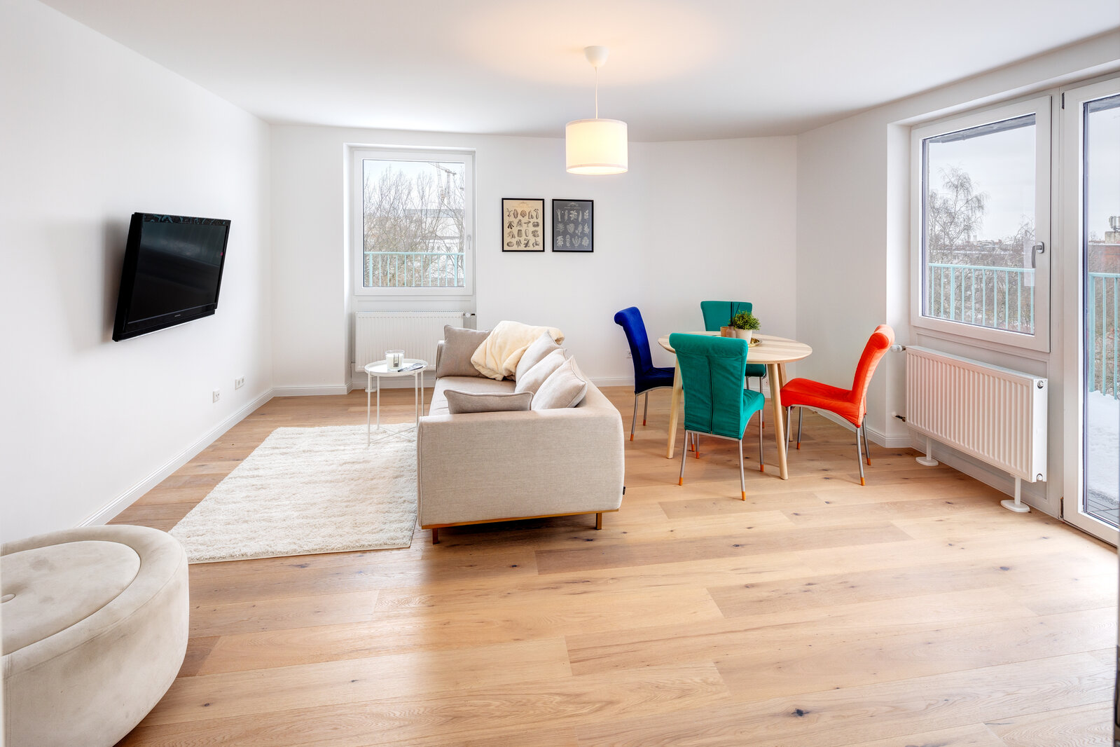 Bright roof-terrace apartment with modern bathroom - Photo 4