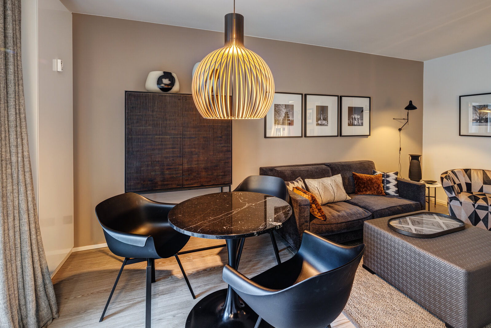 Elegant & stylish 2.5-room apartment in Schwabing - Foto 2