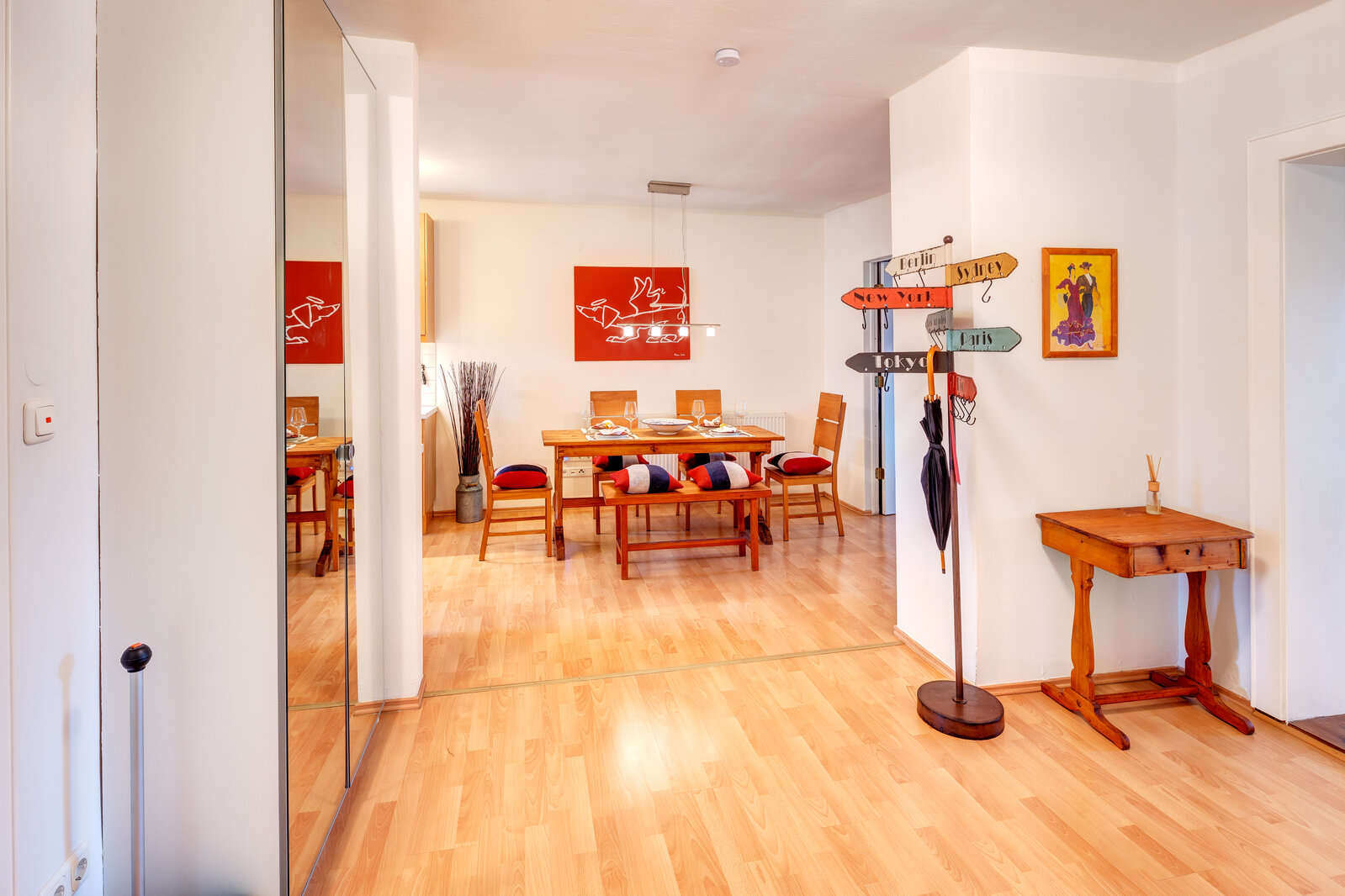 Furnished 3-room apartment in historic building - Photo 4