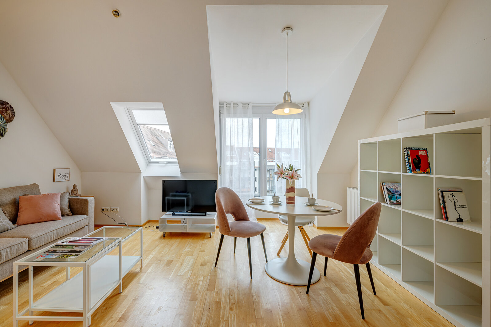 Nice attic apartment in Schwabing for rent - Foto 5