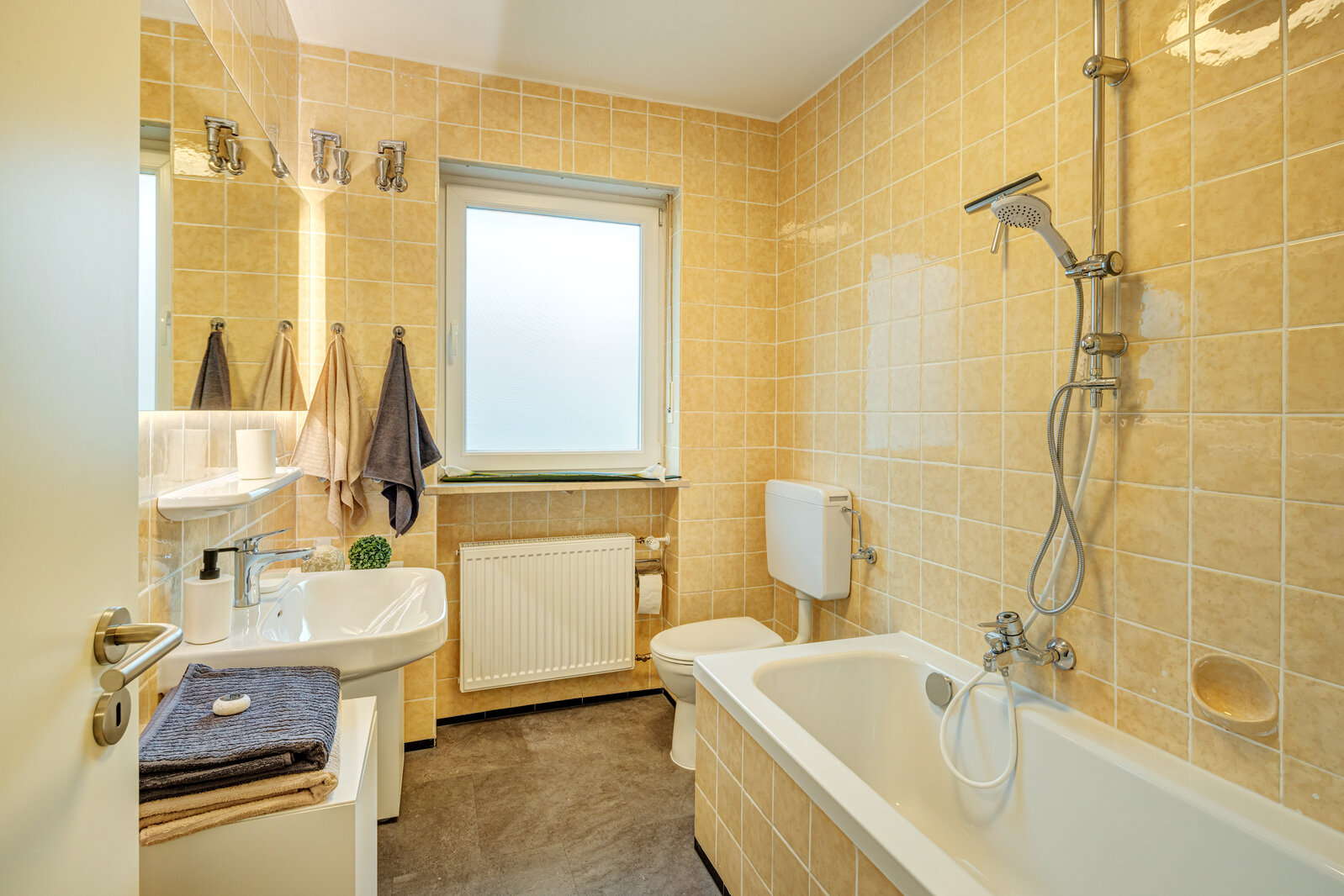 Waldperlach: Newly furnished and move-in ready - Photo 3