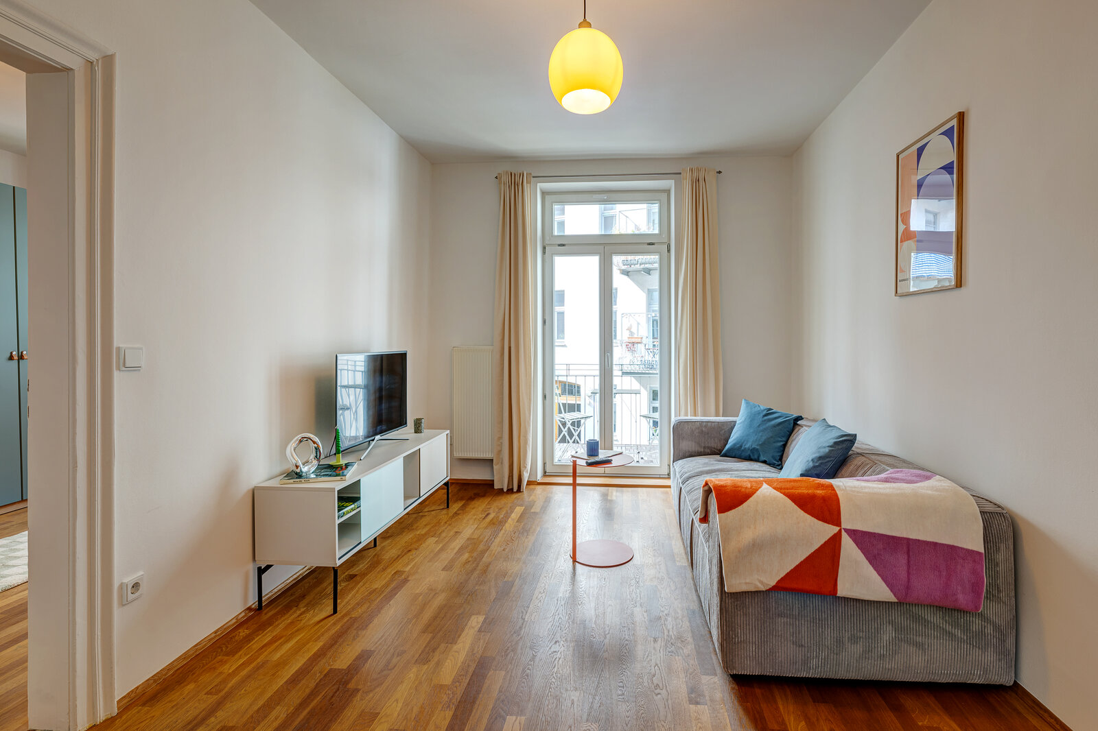 Glockenbachviertel: new furniture & feel-good ambiance - Foto 2