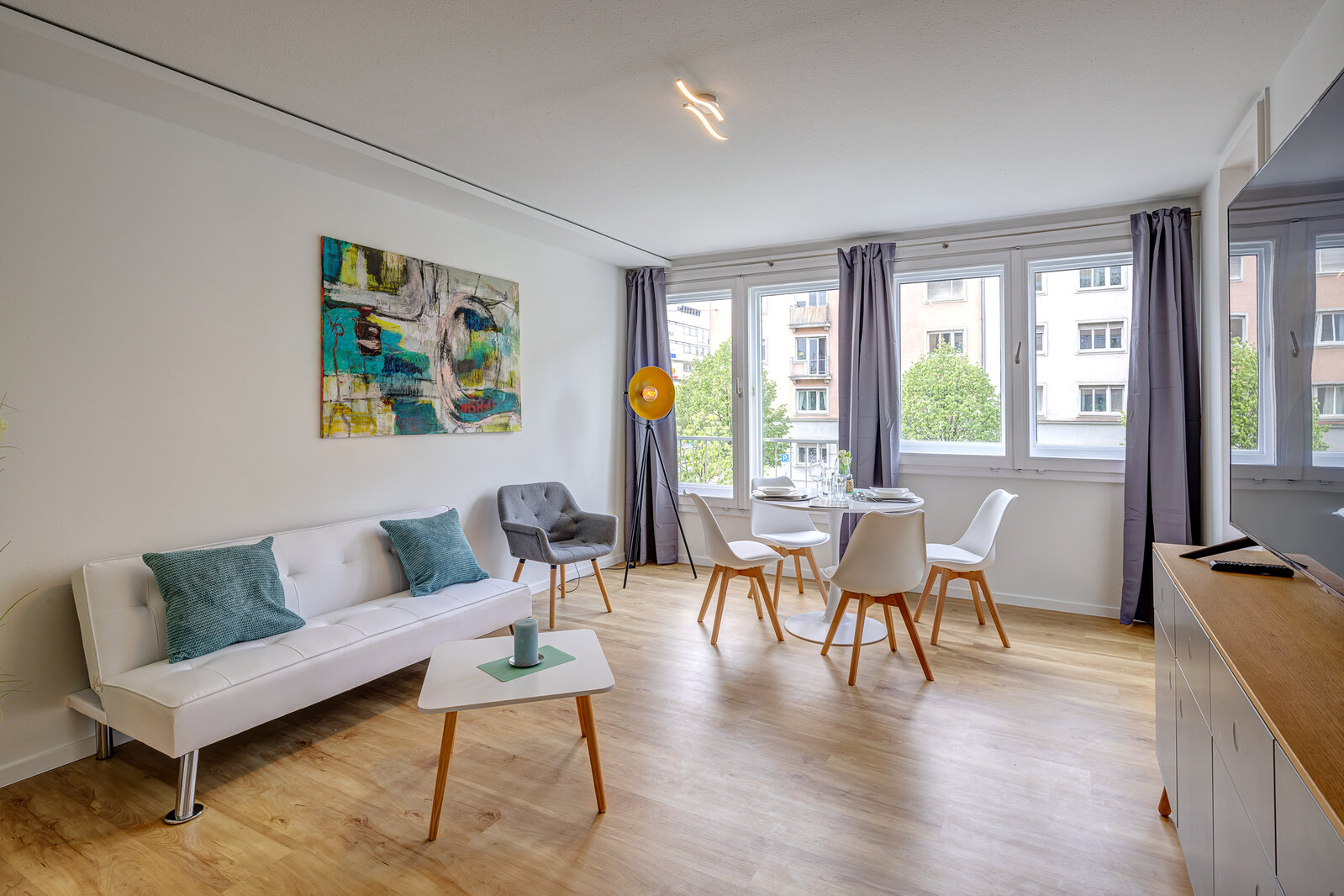 Modern & cozy: Spacious 1.5-room apartment - Photo 1