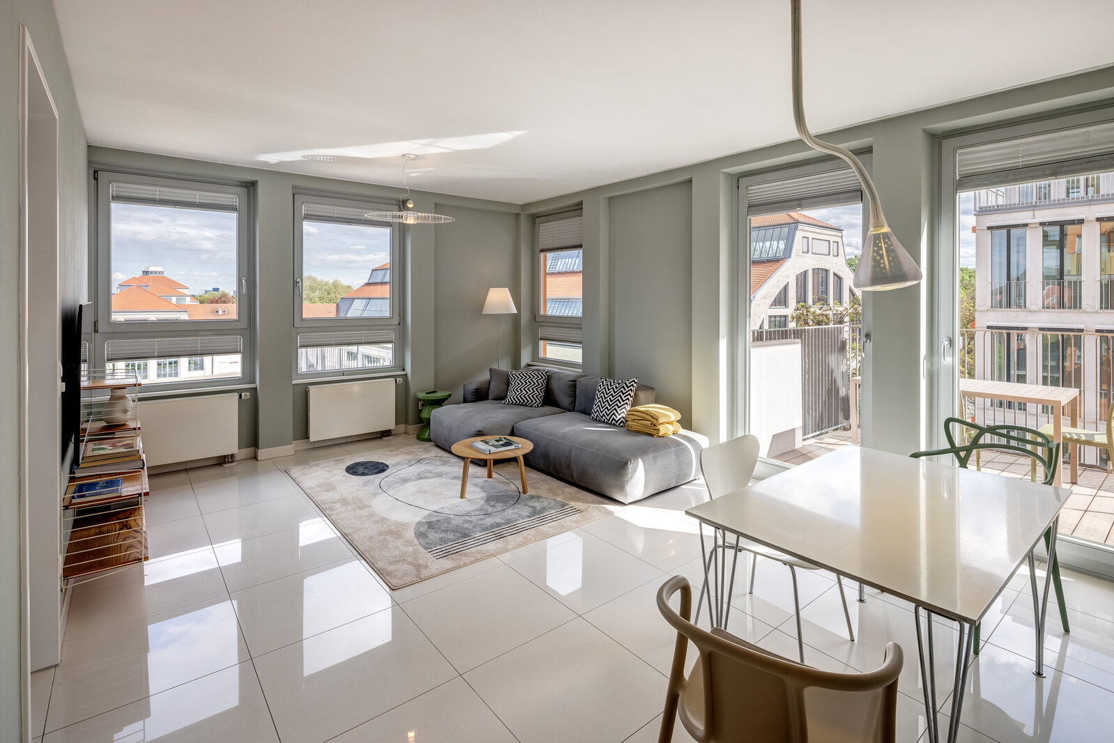 PARK PLAZA - Exclusive living at the Bavaria Park - Photo 3