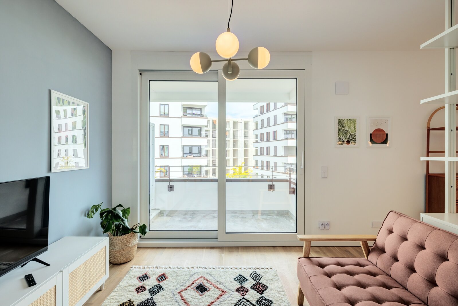 First occupancy in new building in Munich East - Photo 5