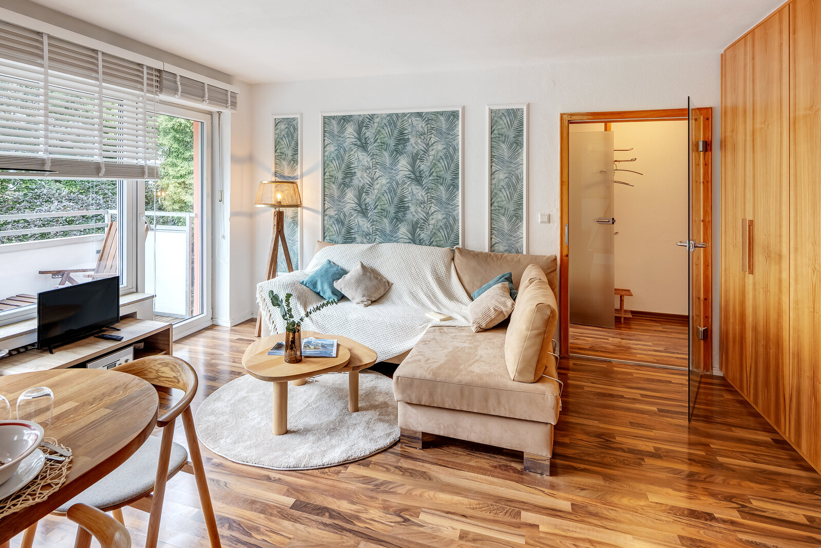 Cozy Hideaway in Schwabing West - Photo 1