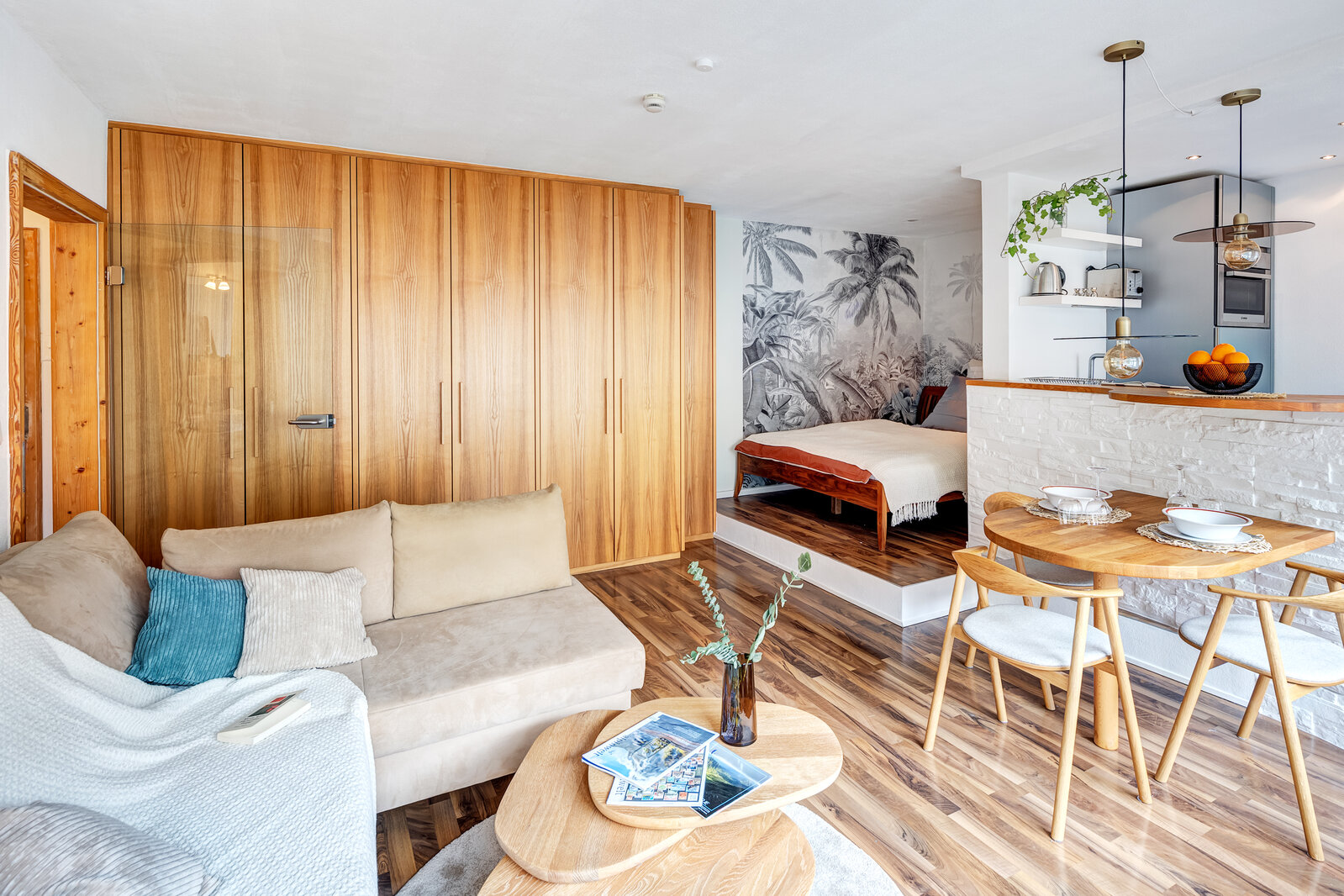 Cozy Hideaway in Schwabing West - Photo 2