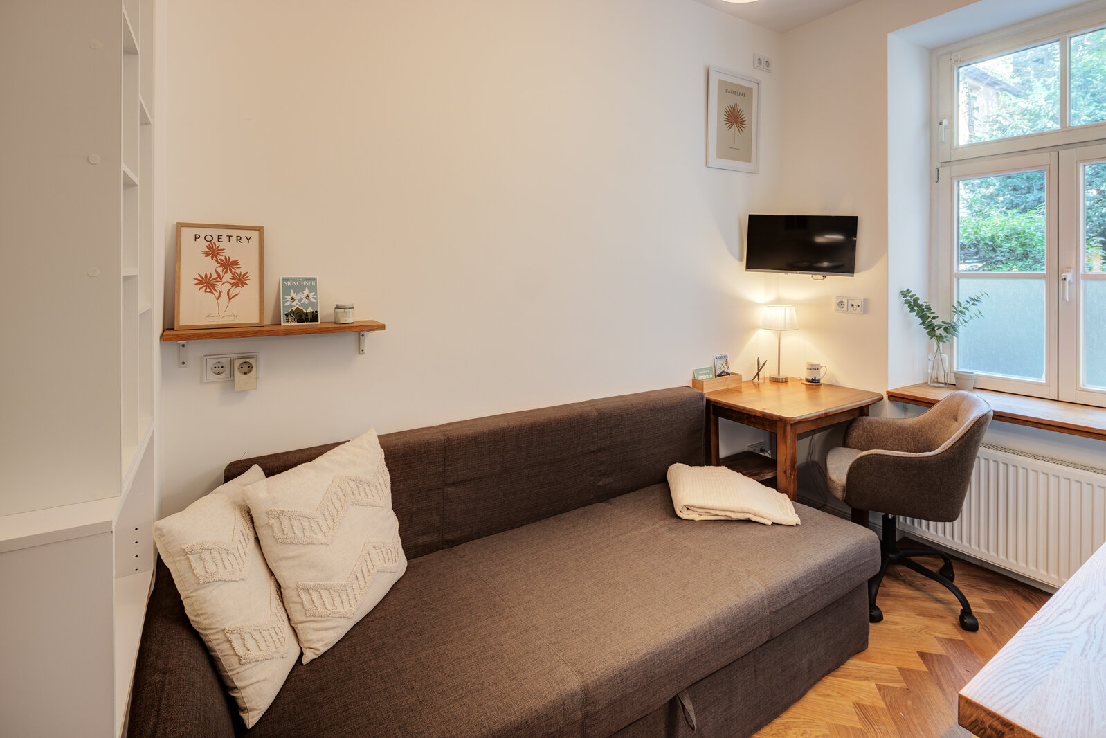 Small and cozy city apartment for rent - Photo 1