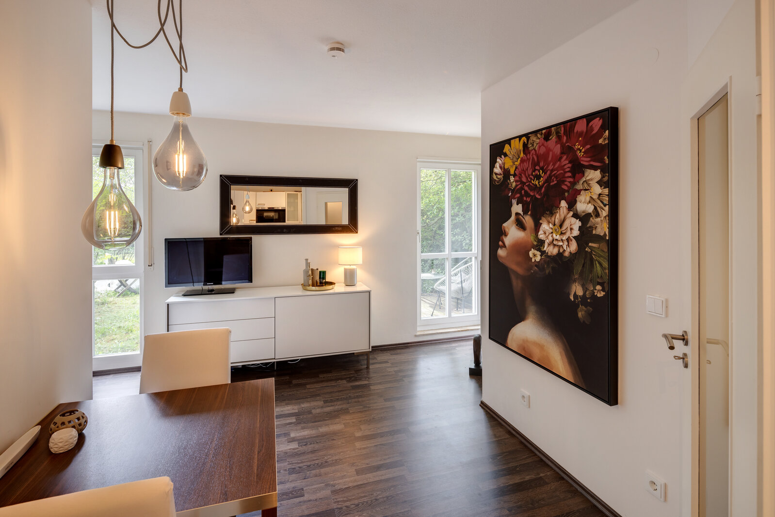 Beautiful apartment for rent with terrace - Photo 2