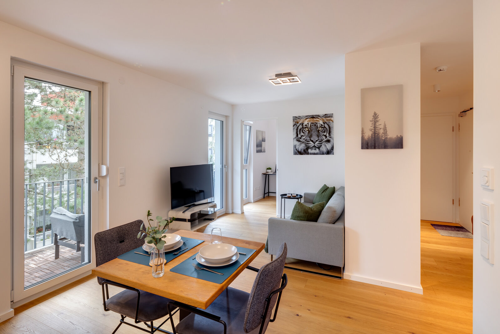 New building (2020) in Ottobrunn: large apartment - Photo 2