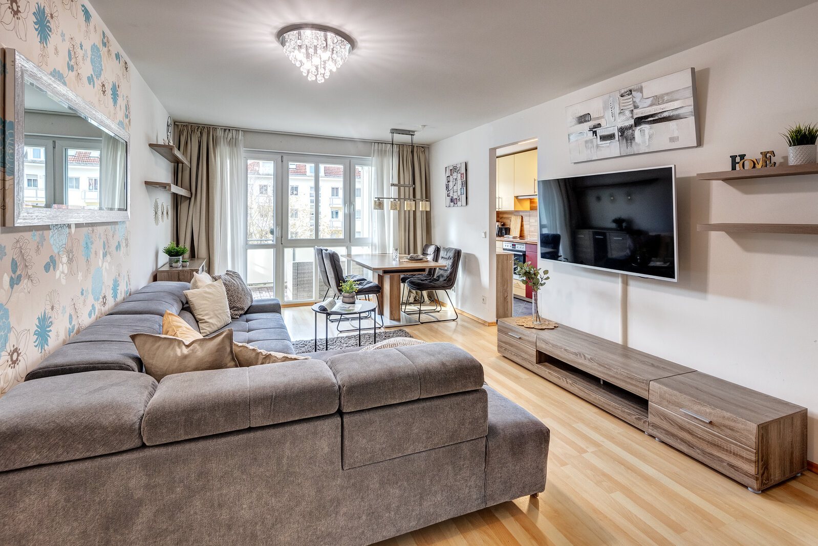 Family-friendly apartment in Dachau with 3 balconies - Foto 2