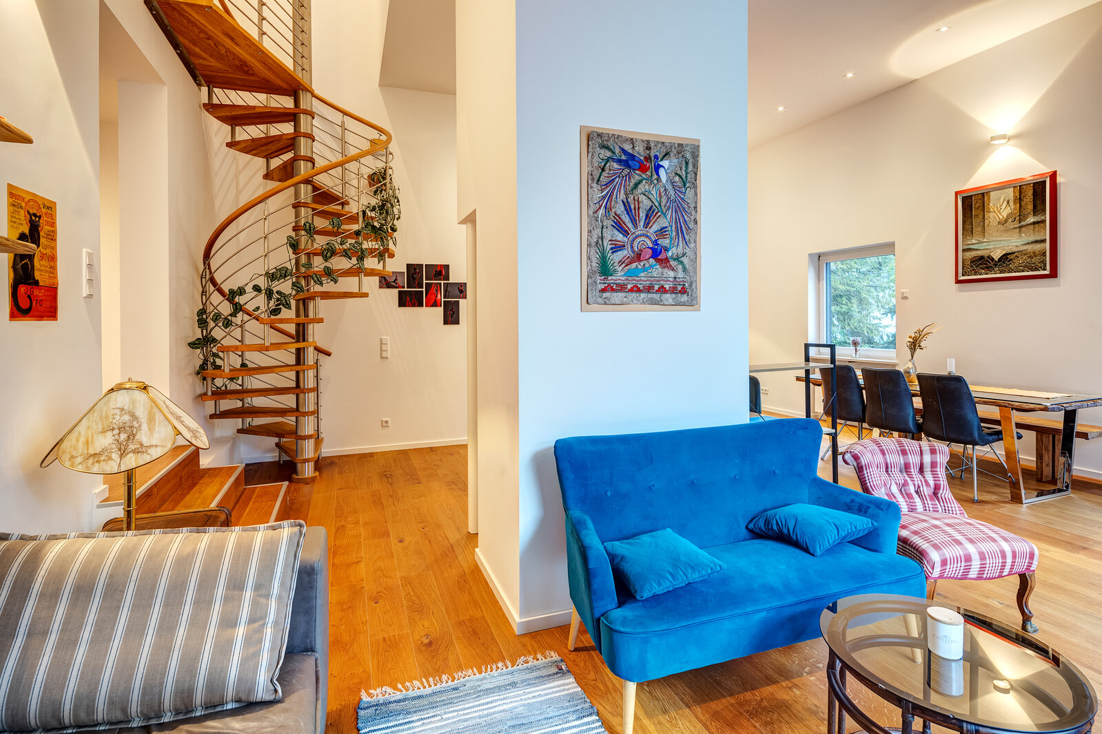 Unique attic apartment with extraordinary layout - Foto 2