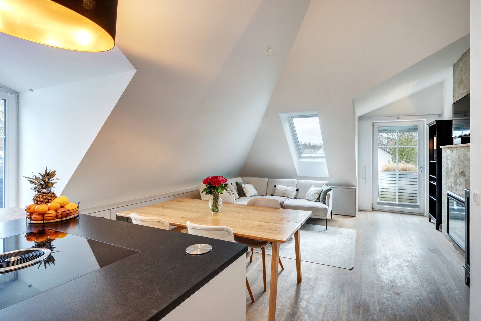 Stunning 3.5-room apartment with great layout for rent - Foto 2