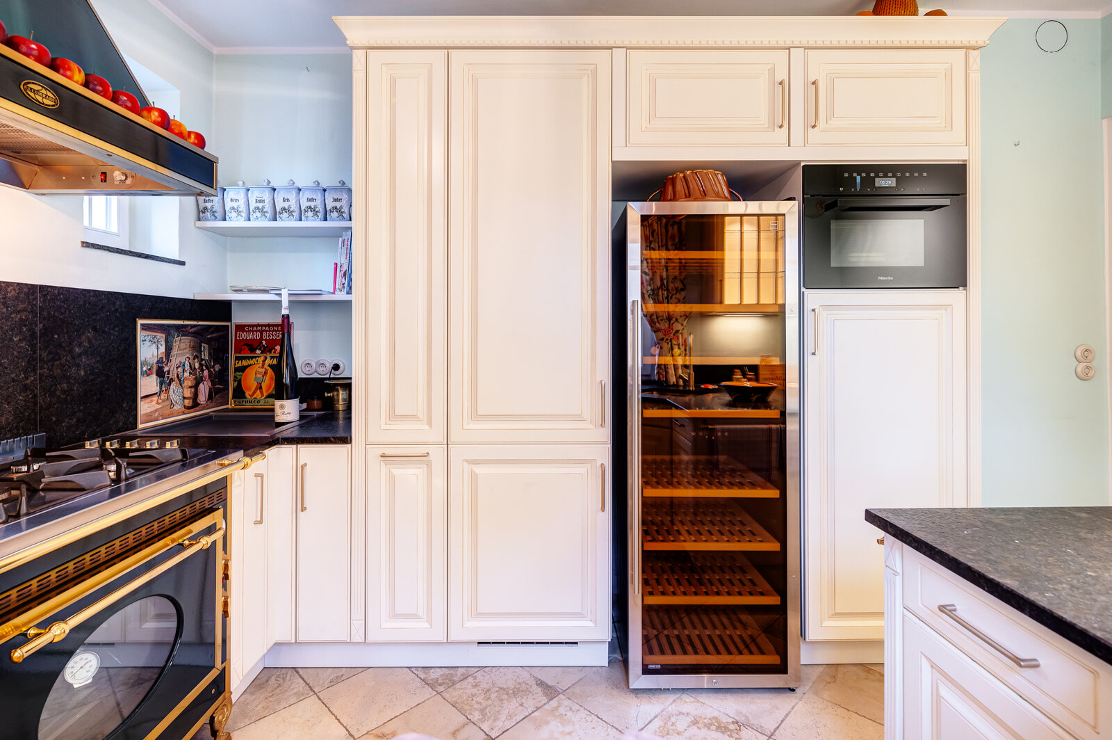 Elegant apartment with stylish interior for rent - Photo 5