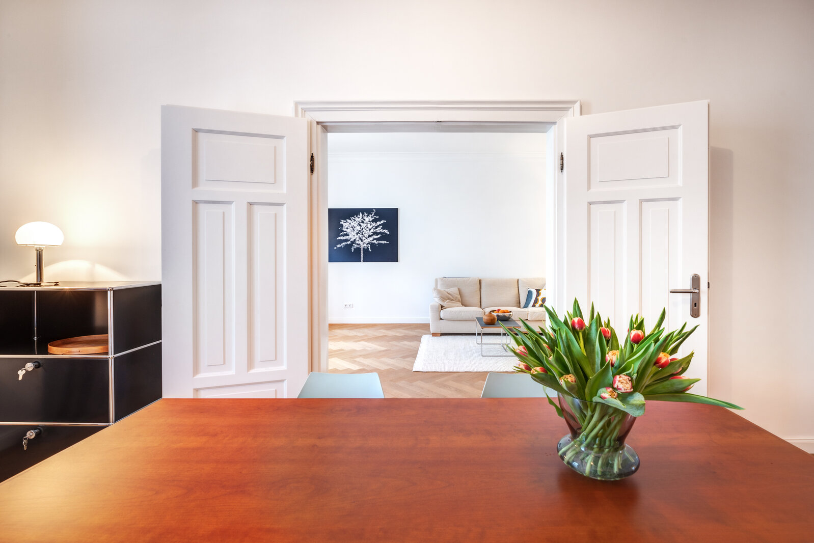 Apartment with ideal layout in Neuhausen - Photo 1
