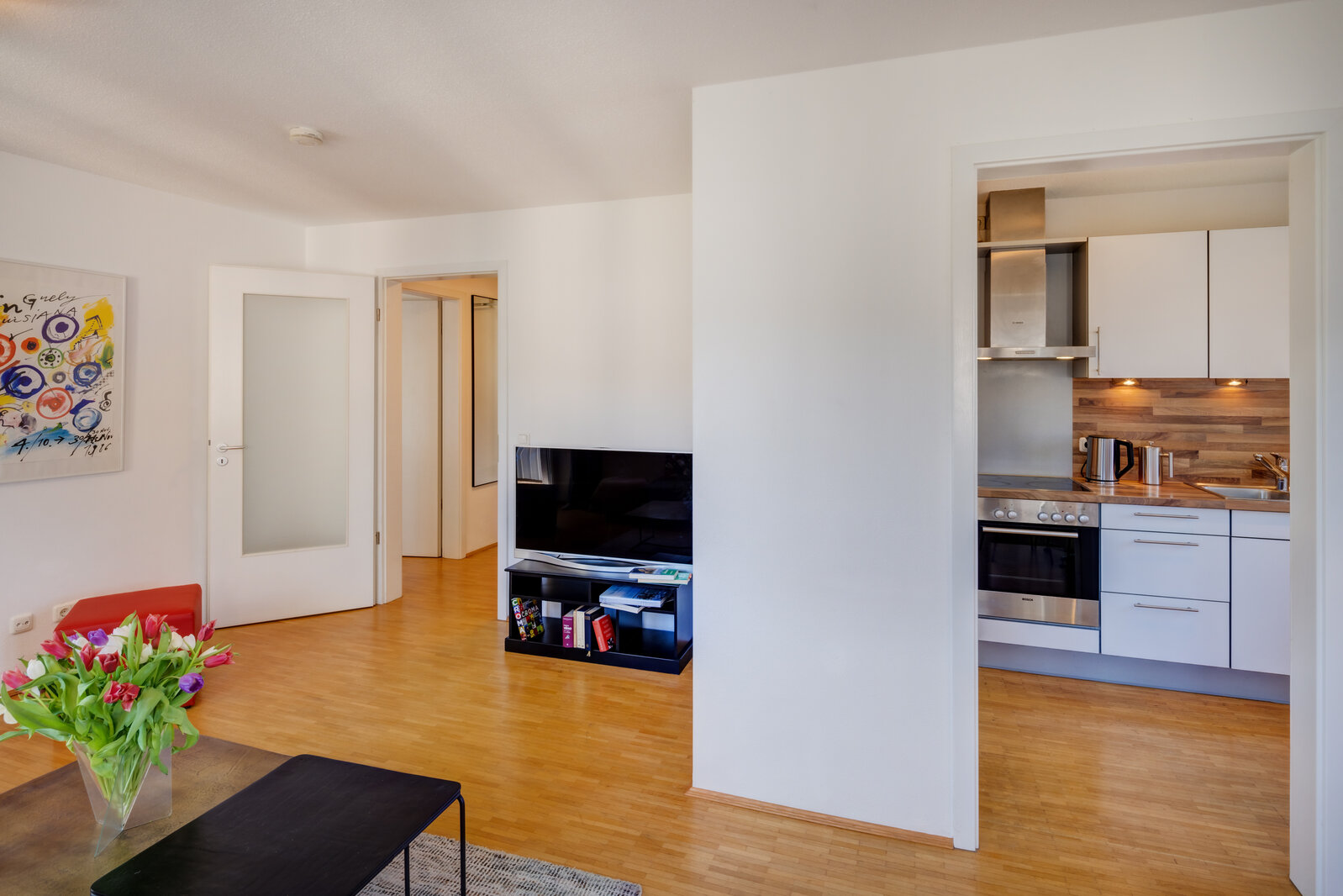 Newly furnished, bright apartment in Theresienhöhe - Foto 2