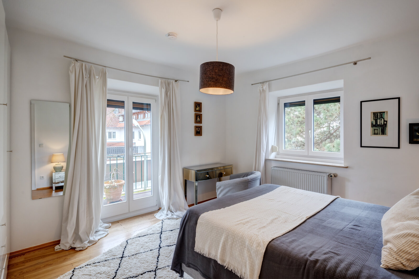 Beautiful single-family house for rent, newly renovated - Photo 1