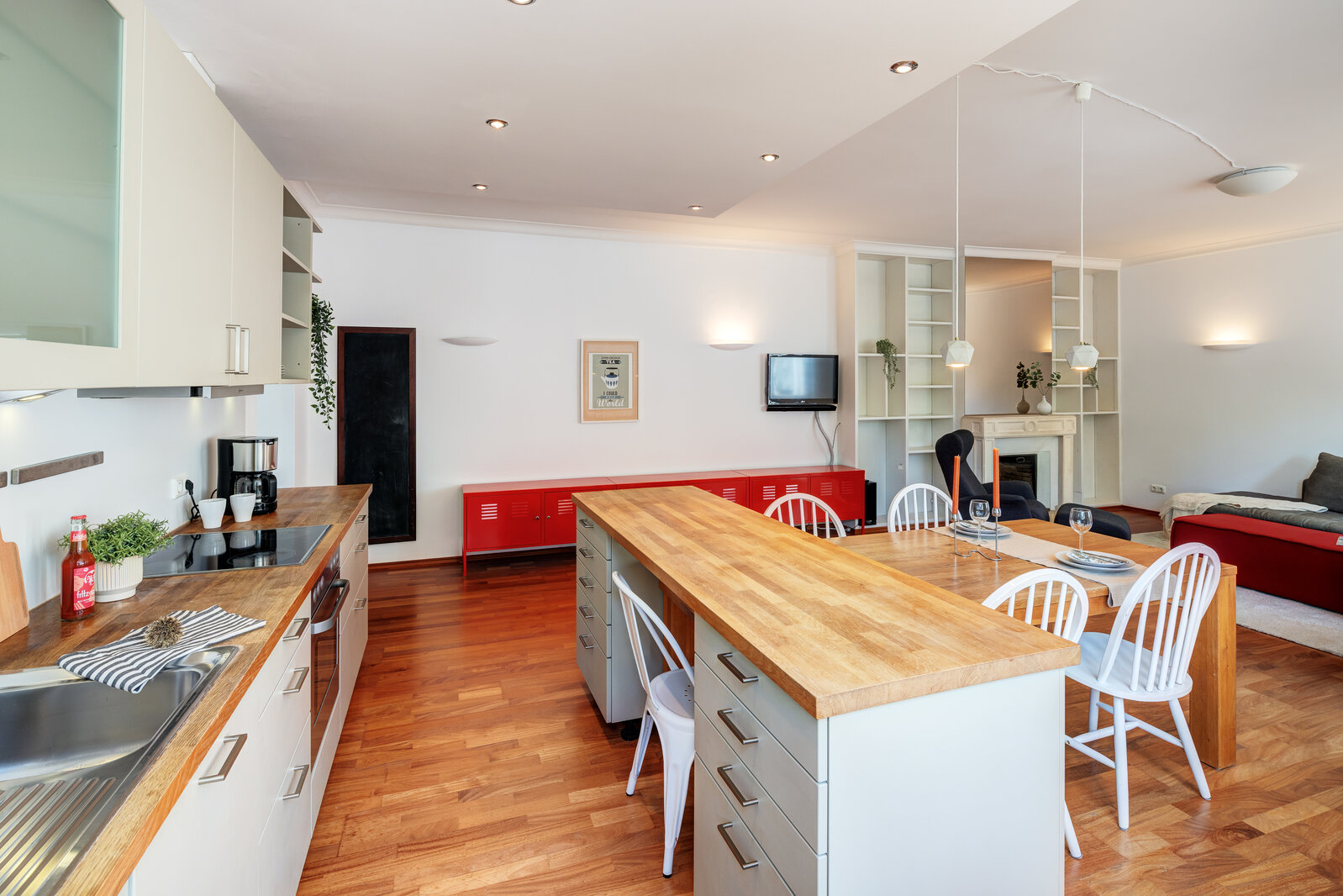 Roof-terrace apartment in Solln for rent - Photo 1