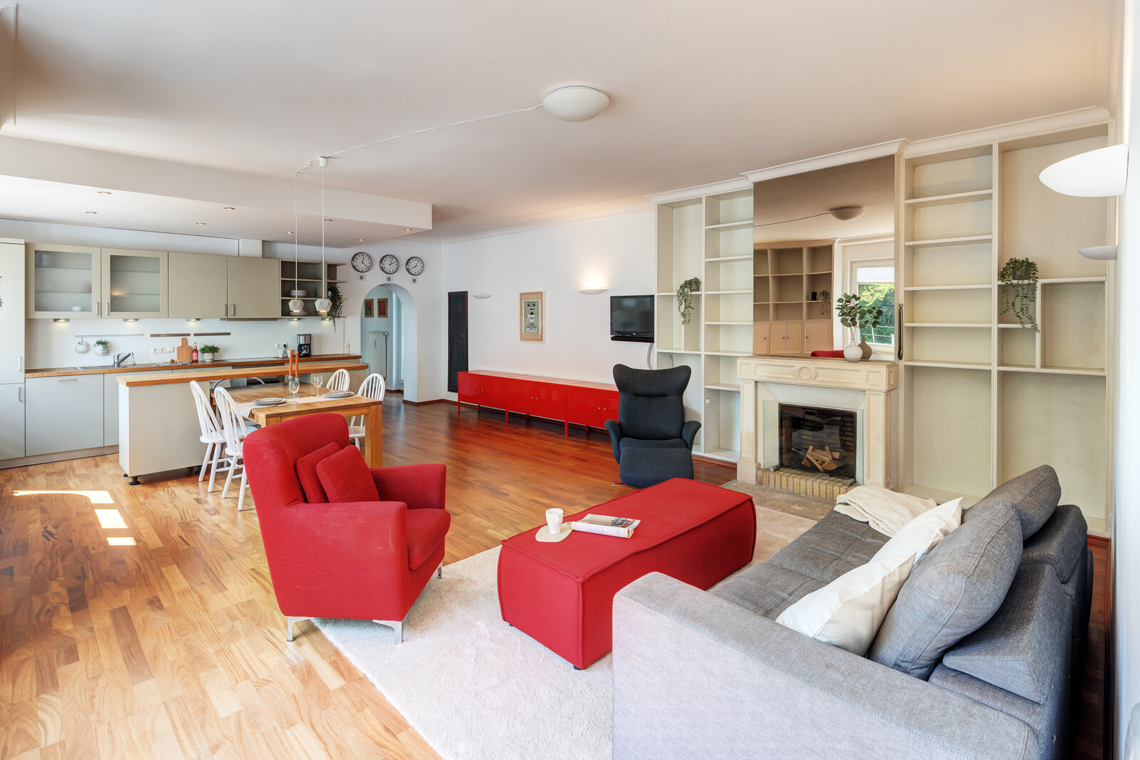 Roof-terrace apartment in Solln for rent - Photo 2