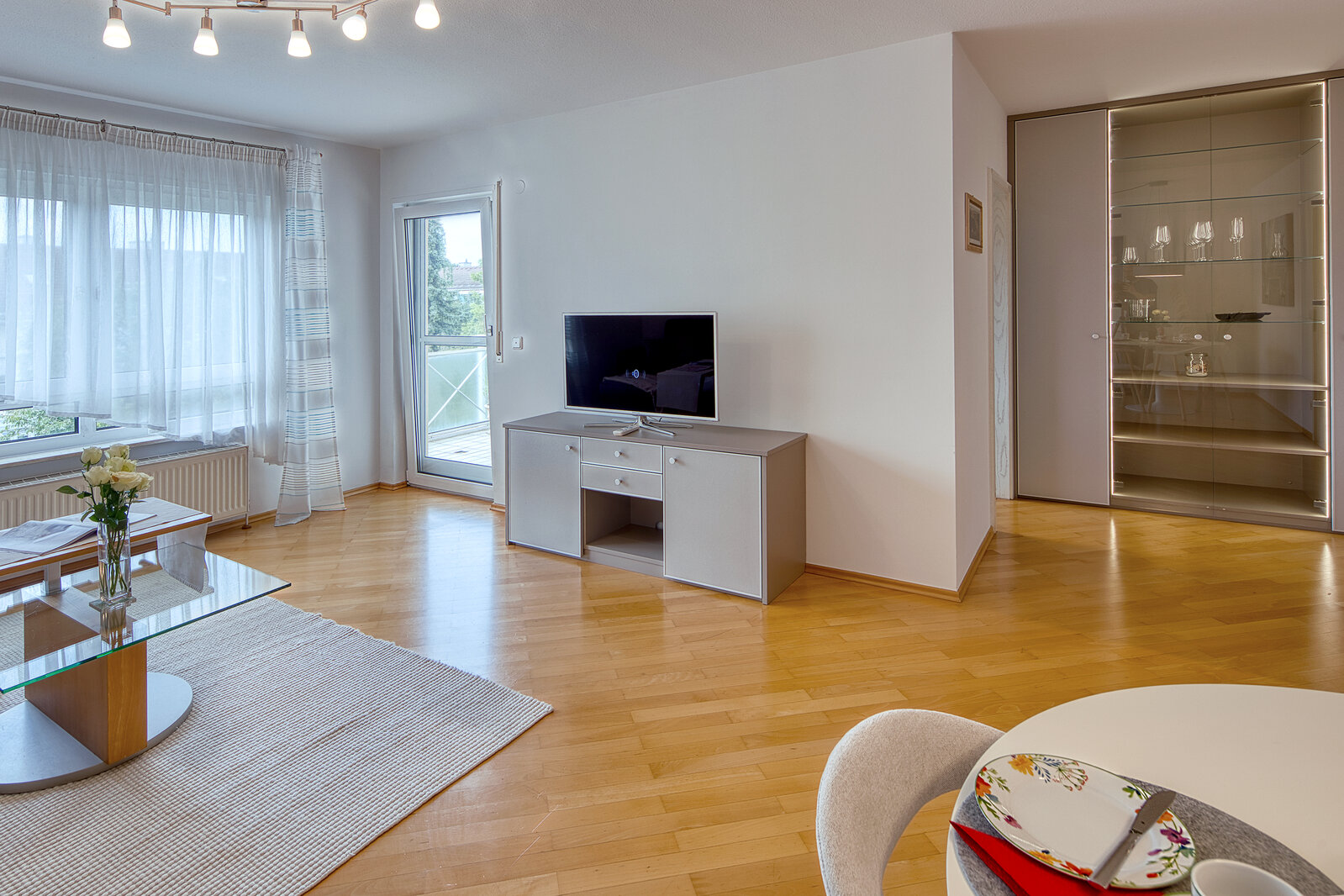 Bright 2-room apartment for rent near S-Bahn Langwied - Foto 1