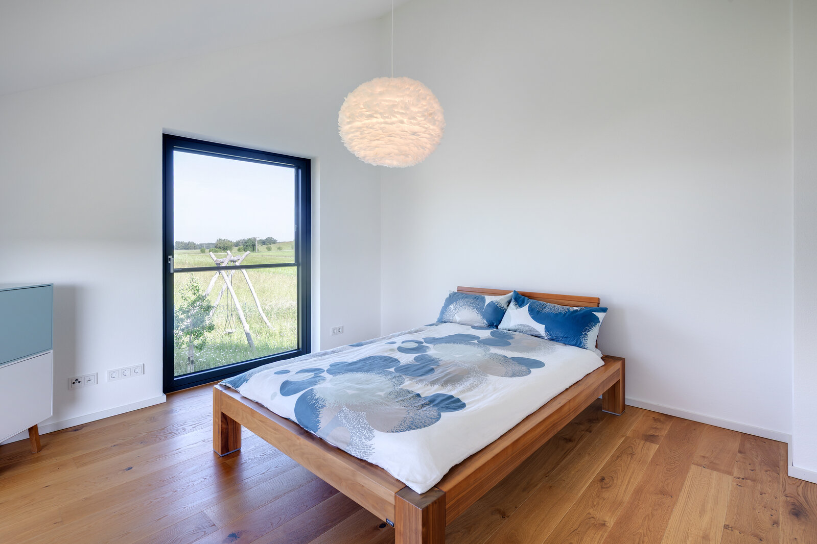 Modern architect house with unobstructed view - Photo 4