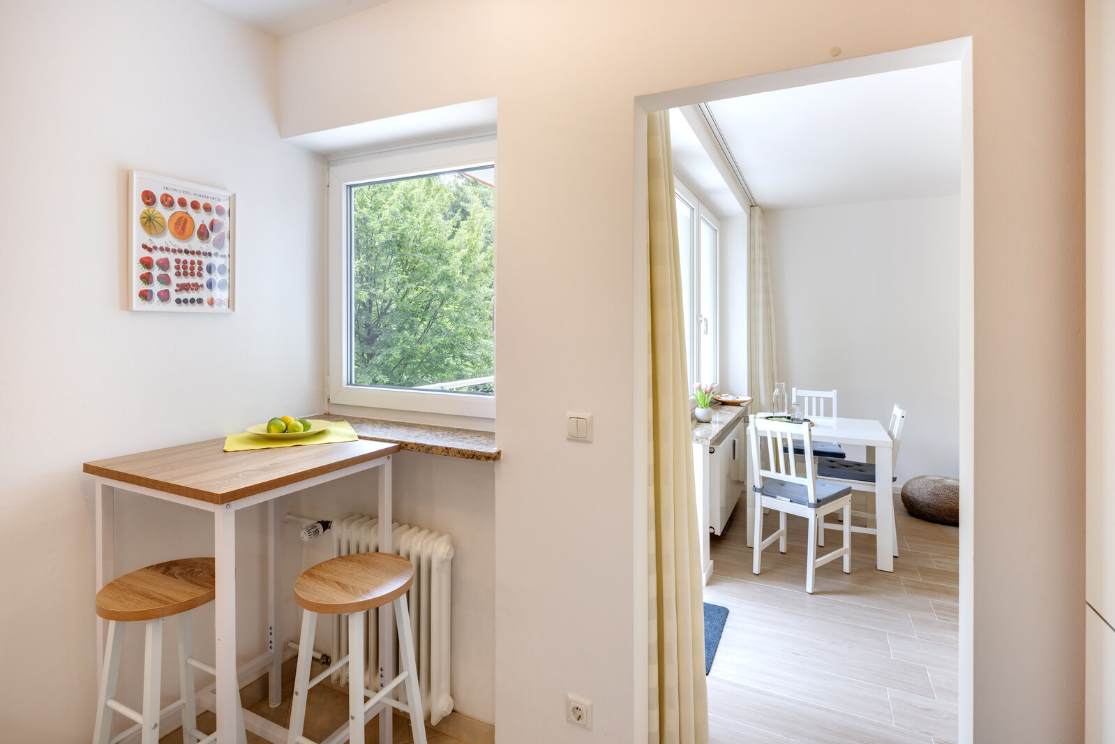 Central, spacious 1-room apartment for rent - Photo 3