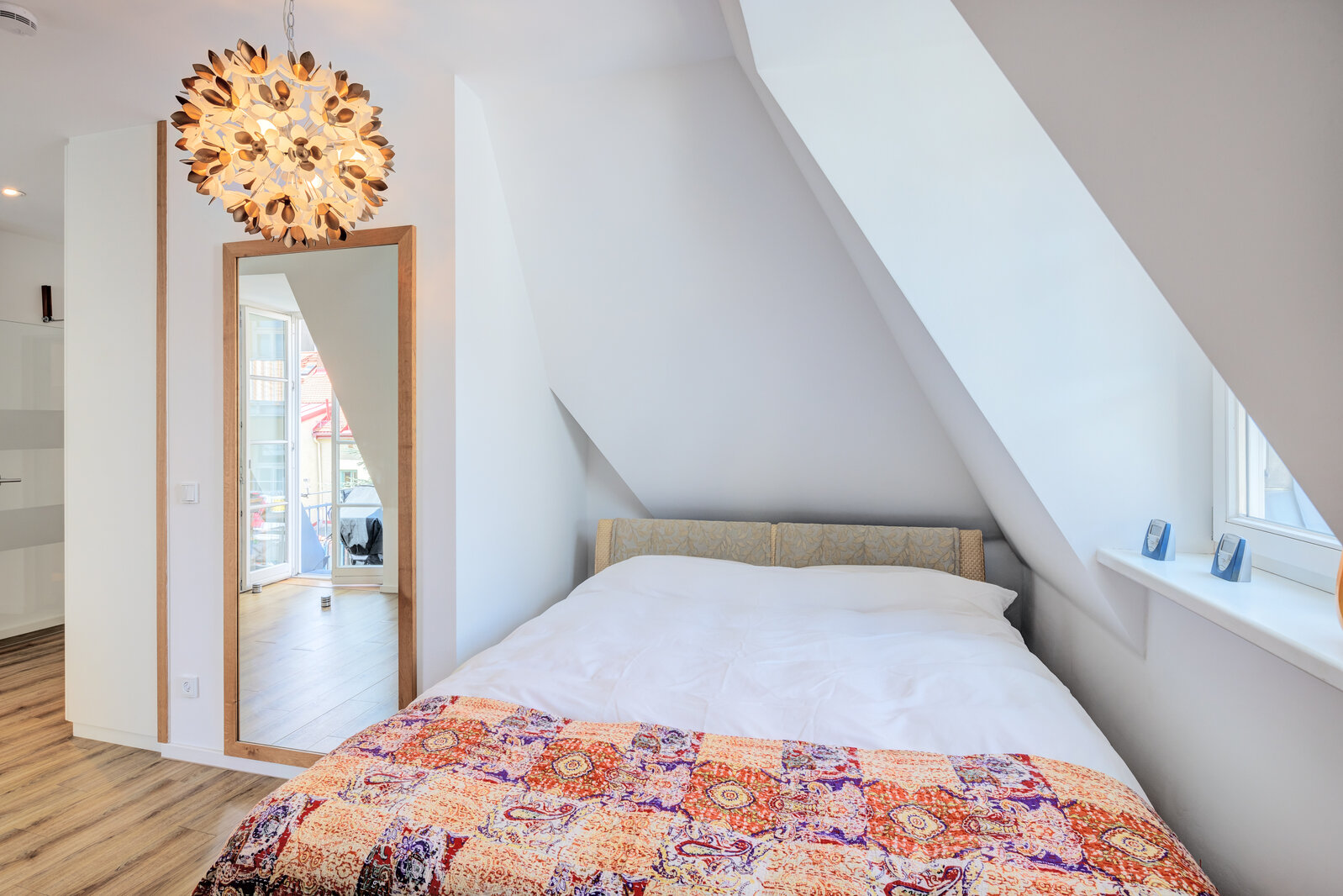 Historic apartment for rent in city location - Foto 3