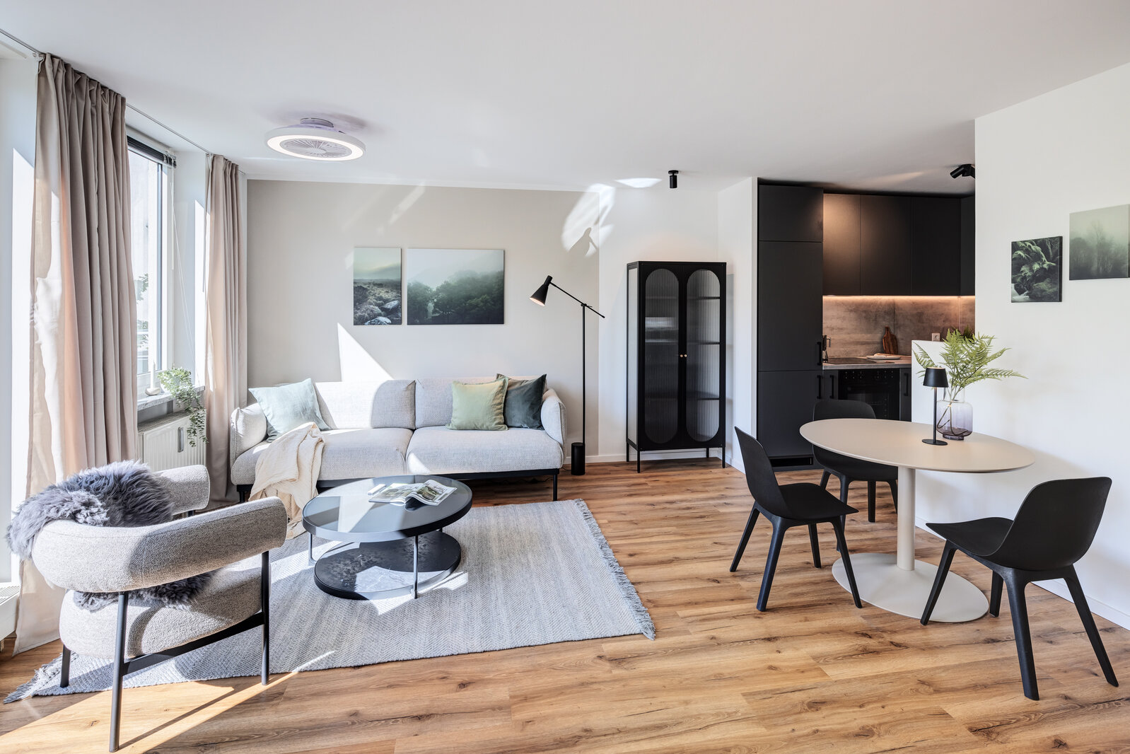 Stylish, newly furnished apartment in Maxvorstadt - Photo 3