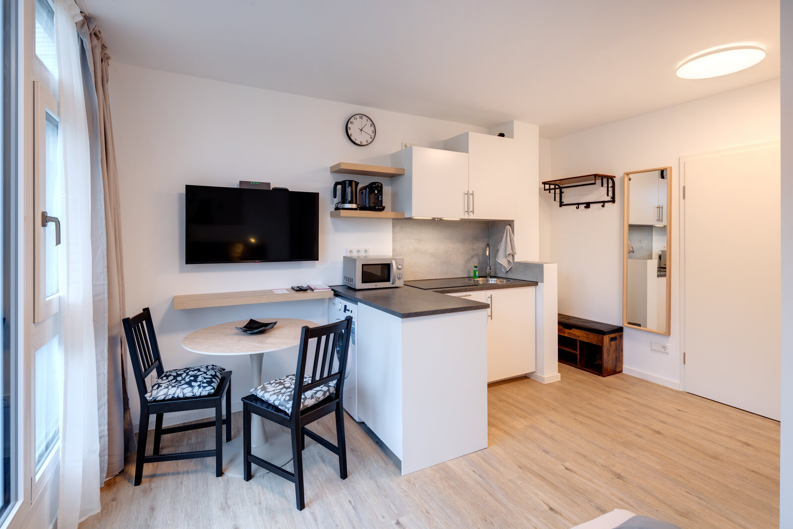Modernly furnished apartment for rent in Ramersdorf - Photo 4