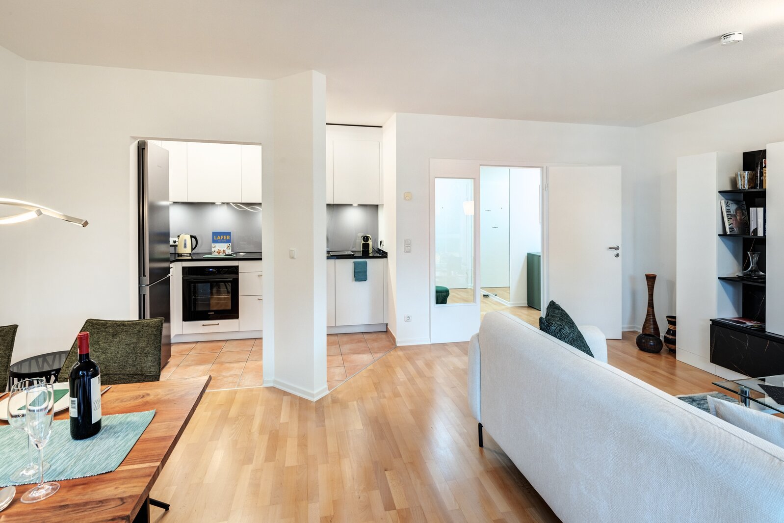 Stylish garden apartment in Bogenhausen for rent - Foto 4