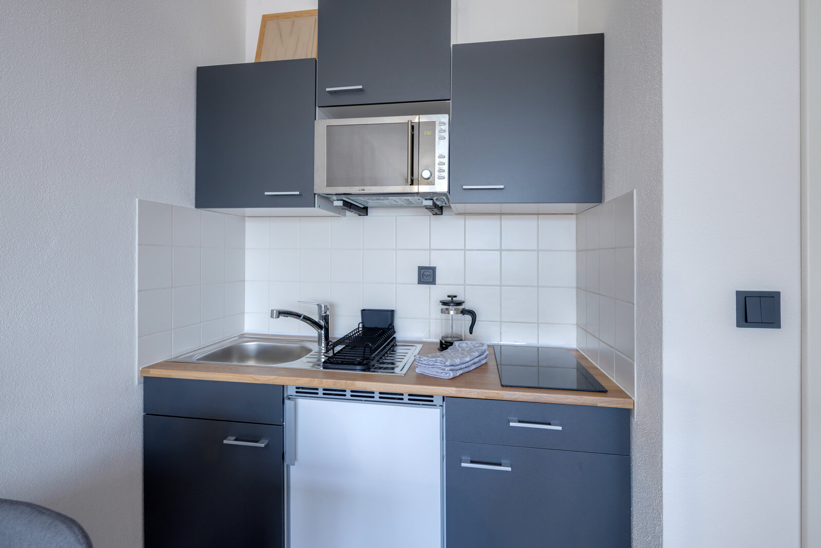 Hoch hinaus: Wohnen mit Weitblick im 8. OG. - Foto 4