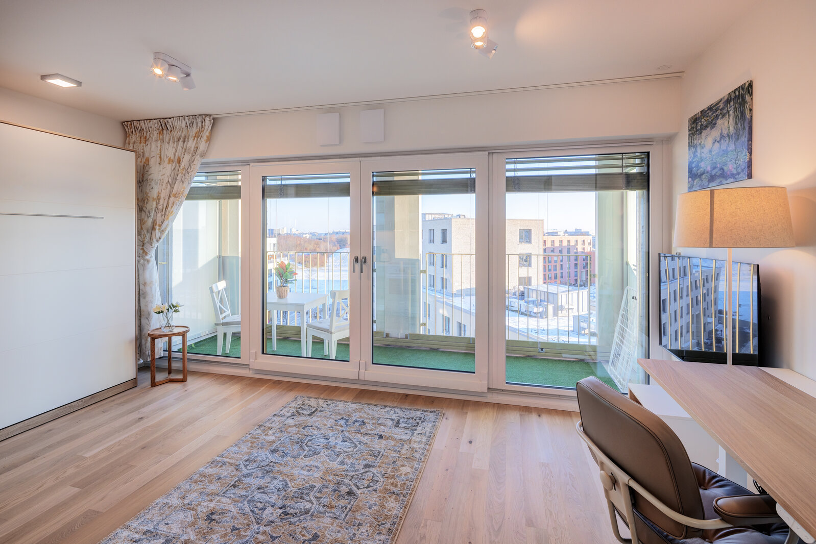 Modern 1-room apartment with great view - Photo 1