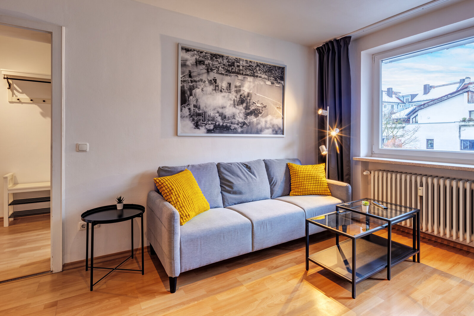 Furnished city apartment near Josephsplatz - Photo 1