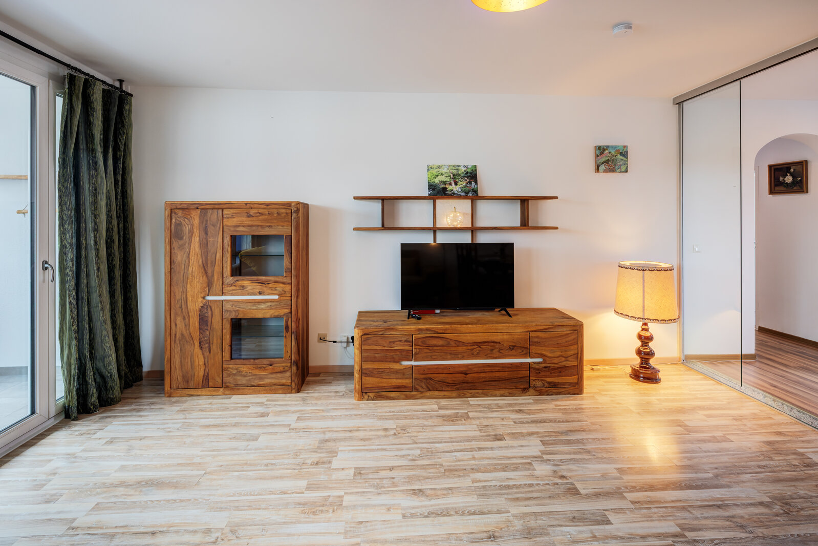 Mittersendling: 3-Zimmer Wohnung mit verglaster Loggia - Photo 3