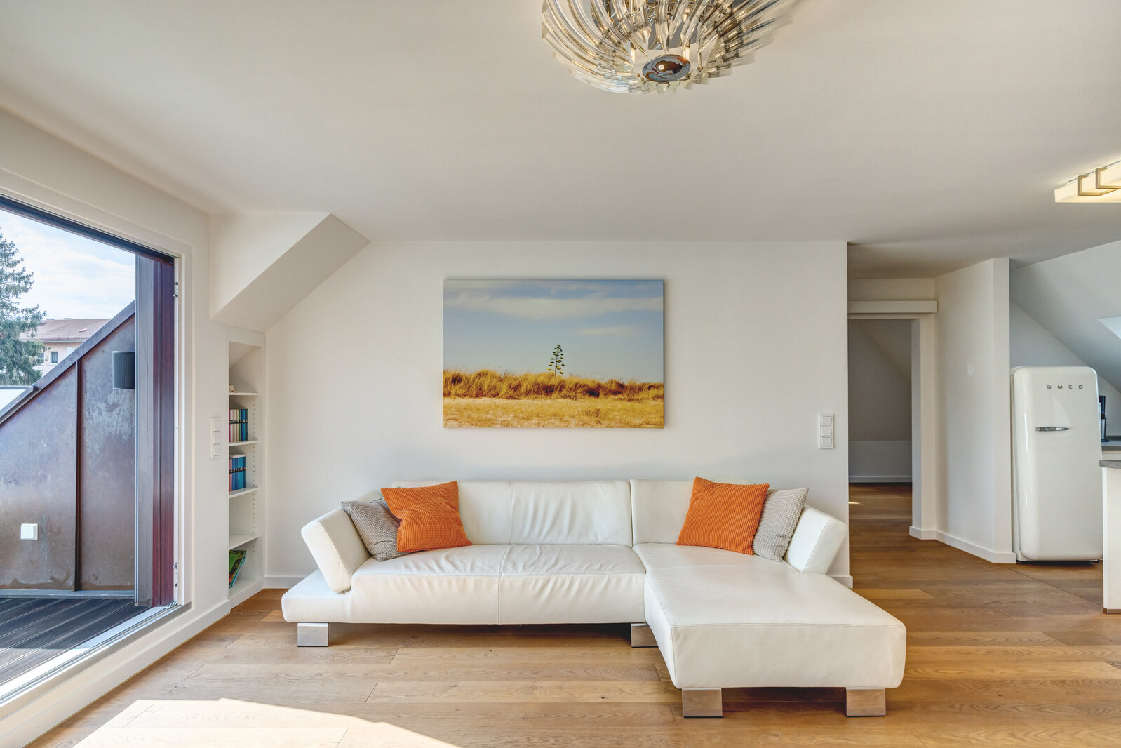 For rent: attic apartment in quiet area in Moosach - Photo 2