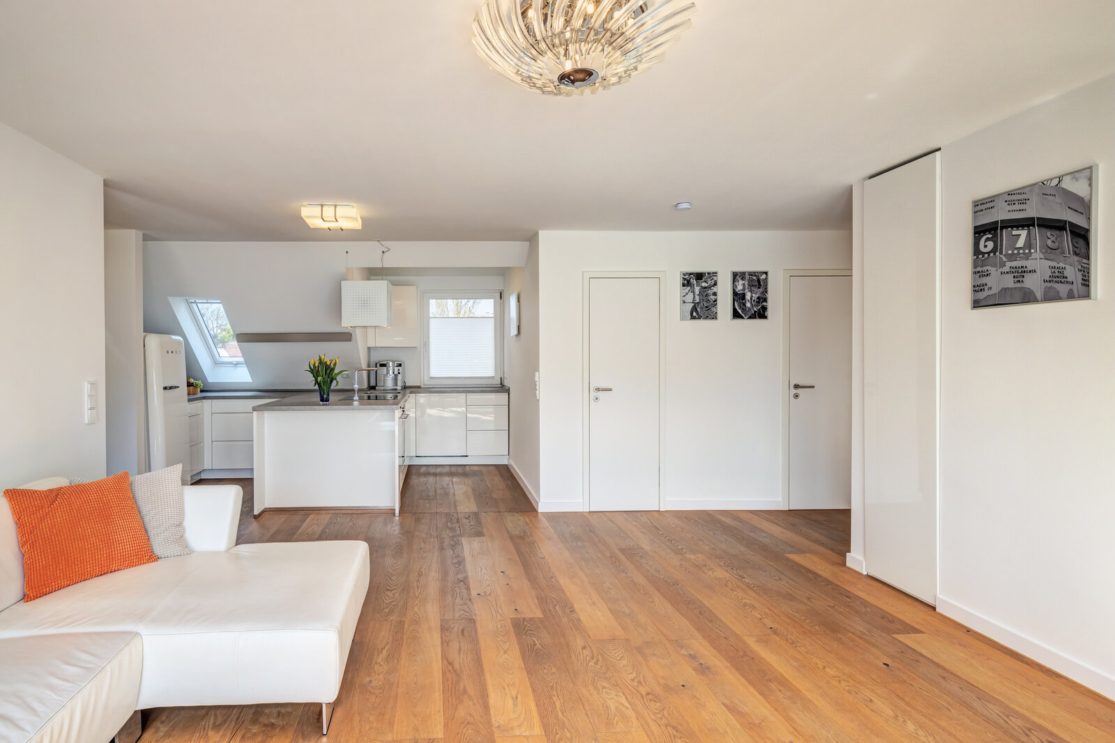 For rent: attic apartment in quiet area in Moosach - Photo 4