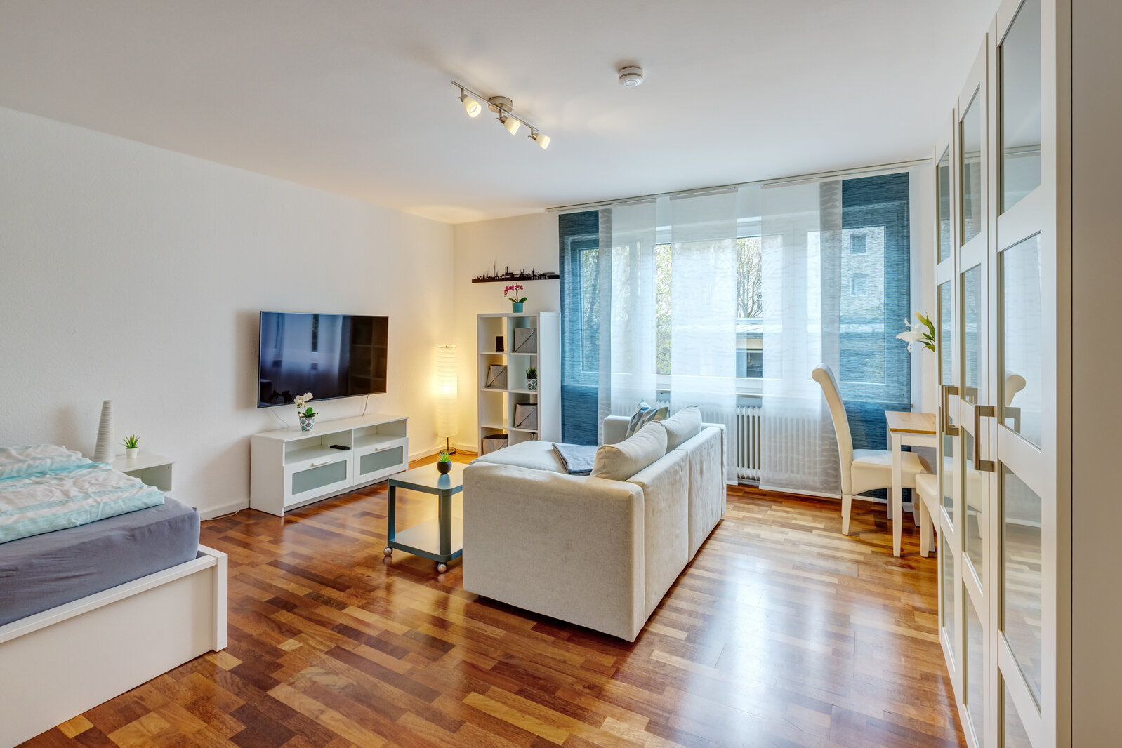 Very attractively furnished apartment in Schwabing - Foto 2