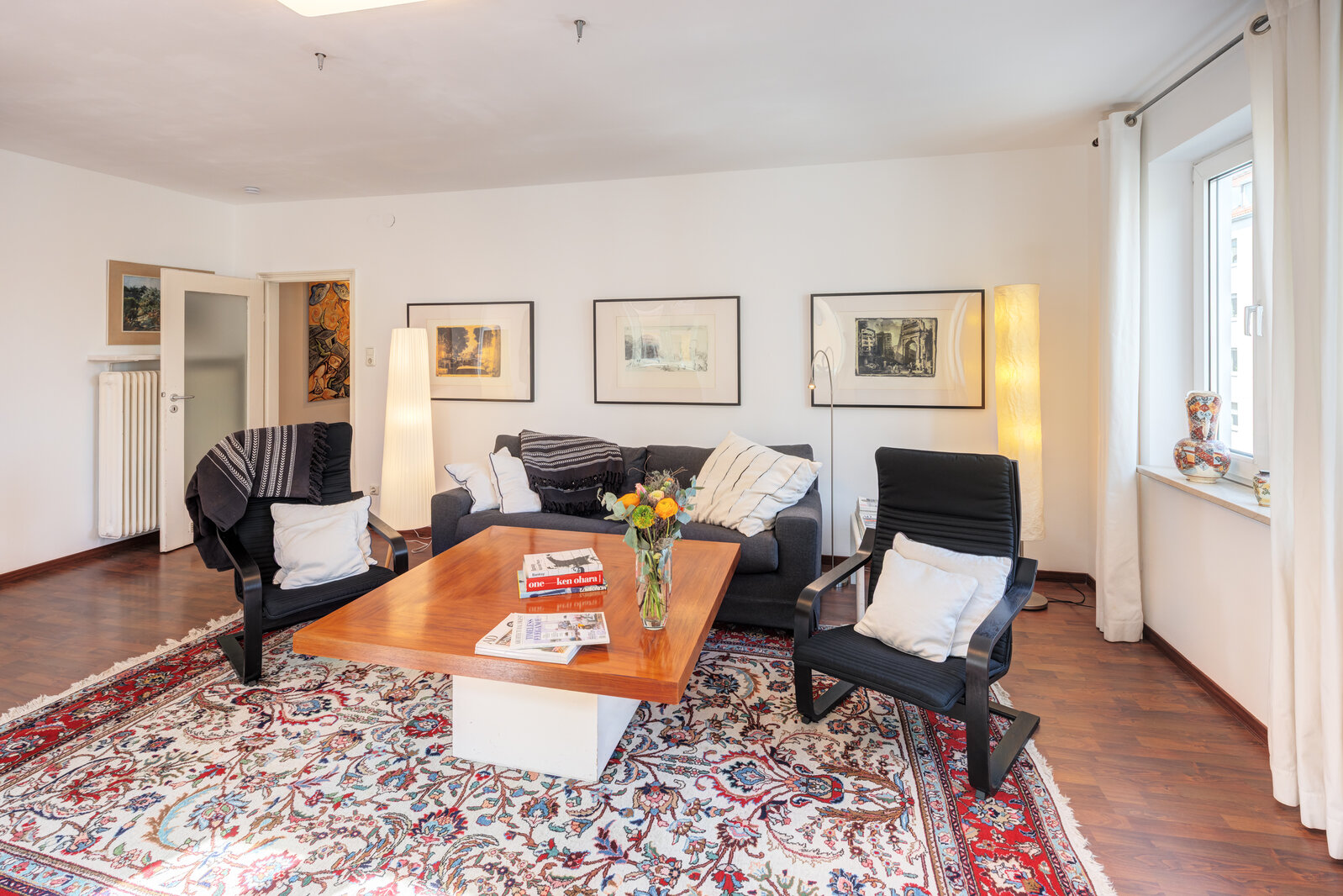 For rent: Spacious apartment in Hohenzollernstraße - Photo 1