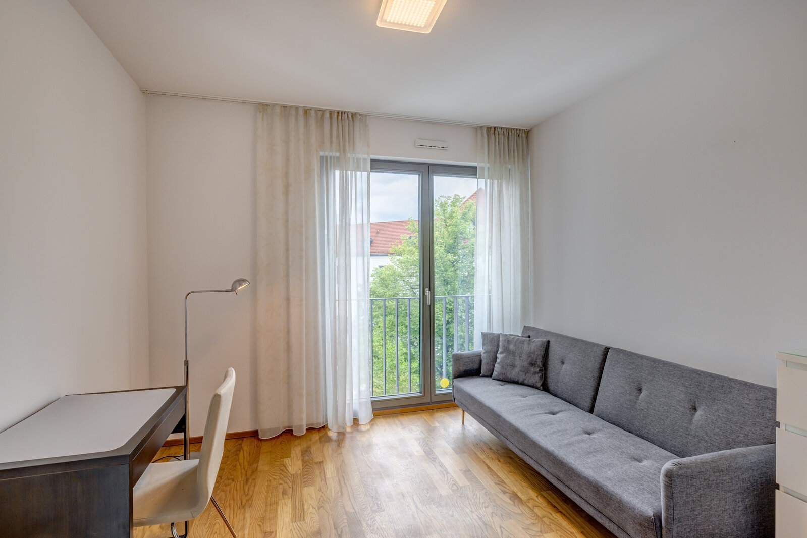 Moderne 3-Zimmer Wohnung in ruhiger, zentraler Lage am Goetheplatz - Photo 5