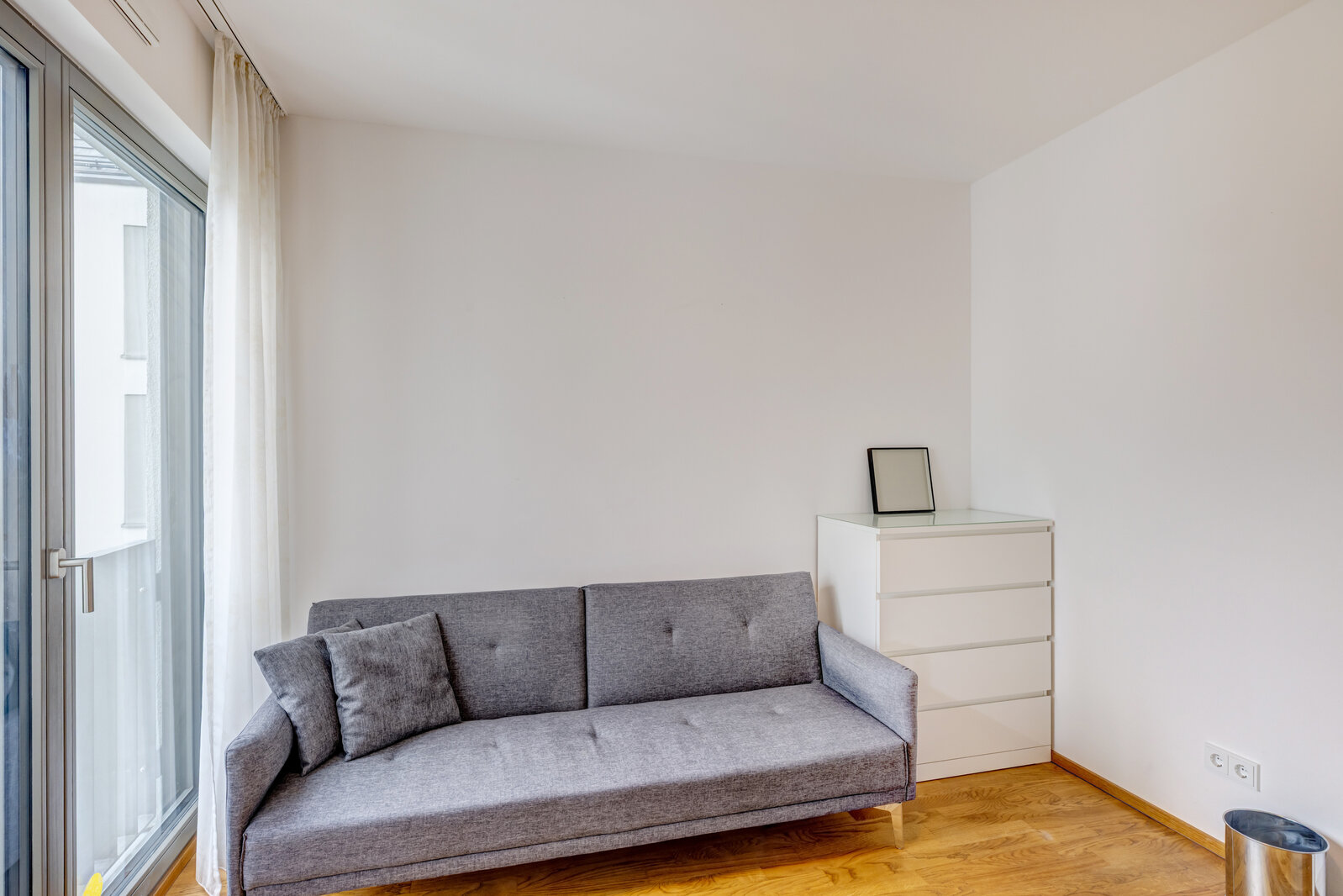 Moderne 3-Zimmer Wohnung in ruhiger, zentraler Lage am Goetheplatz - Photo 2