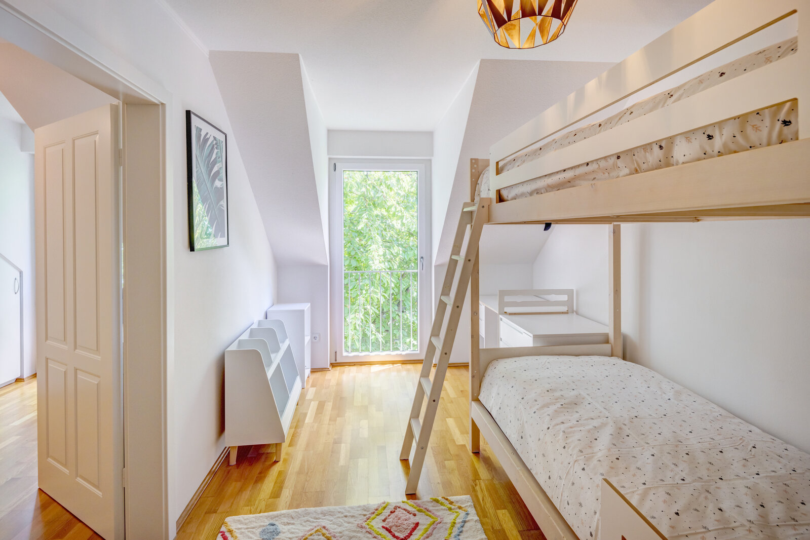 Family-friendly 4-room apartment near the Isar river - Photo 5
