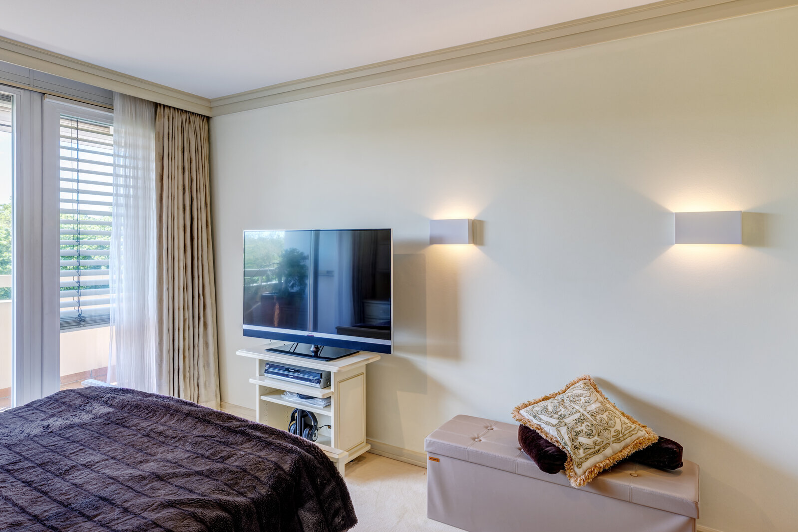 Geräumige 2-Zimmer Wohnung im 6. OG mit Blick ins Grüne - Foto 4