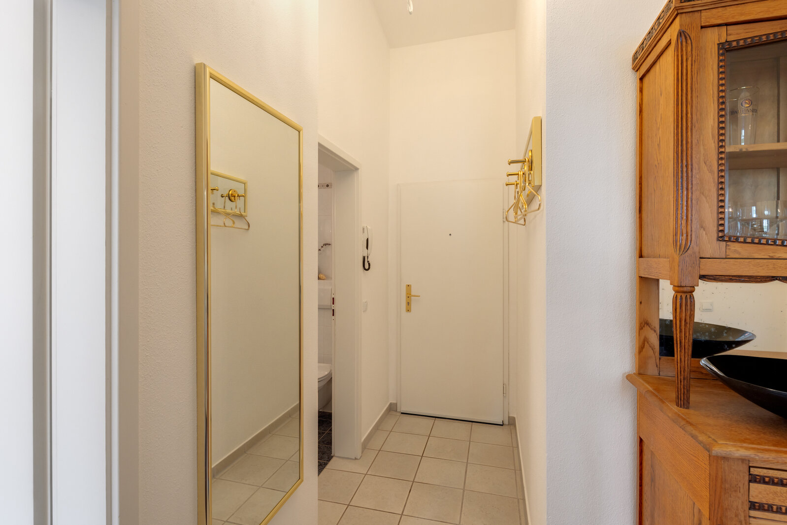 Ruhig gelegene 2‑Zimmer Wohnung mit geschützter Loggia - Photo 3