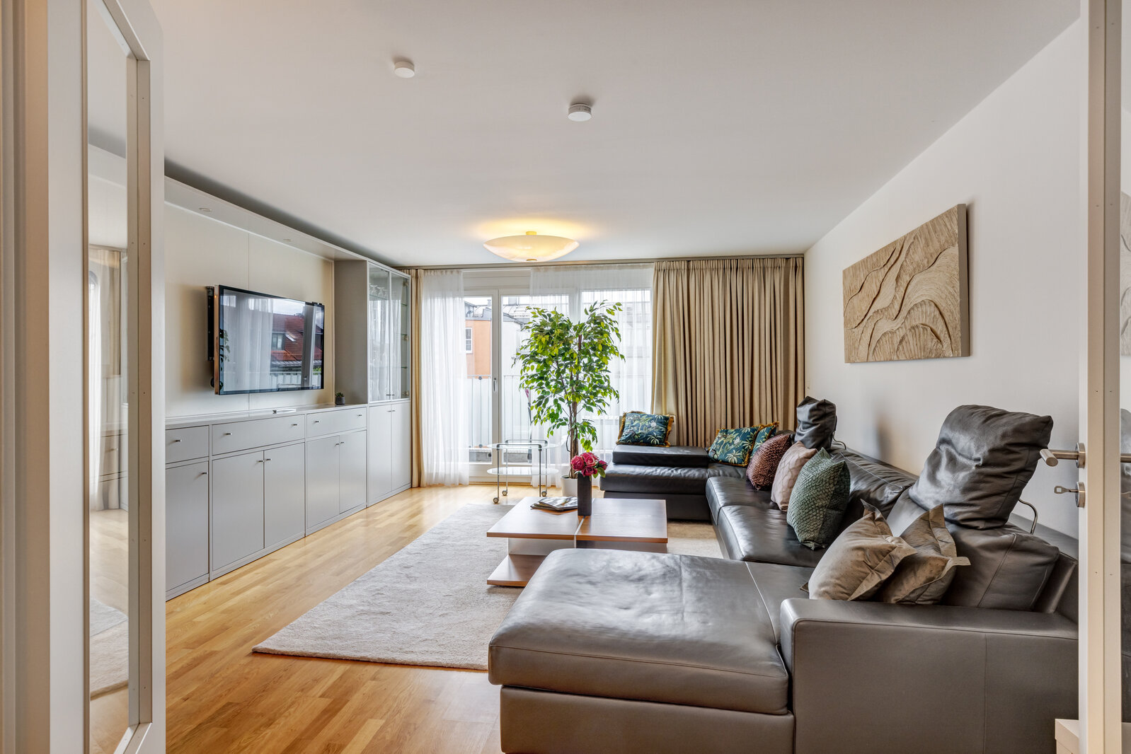 Komfortable 2,5‑Zimmer Wohnung am Goetheplatz - Photo 1