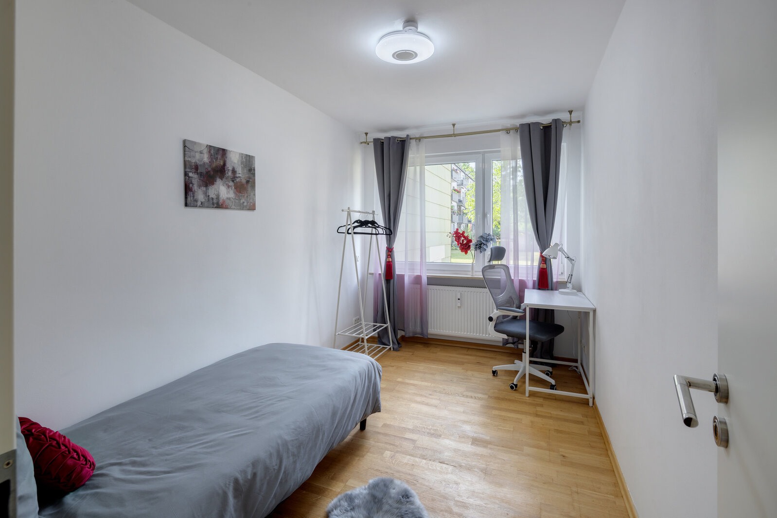 Balkonwohnung mit Blick in den Gemeinschaftsgarten - Photo 5